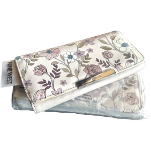 Nine West Wallet with 14 Card Slots NWTS